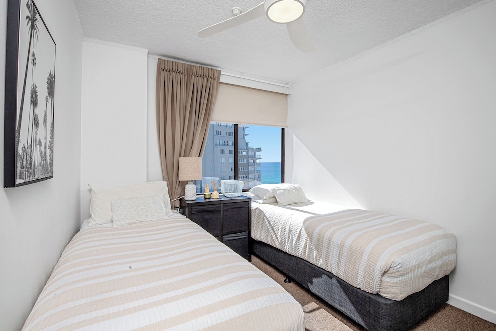HORIZONS HOLIDAY APARTMENTS 23/79