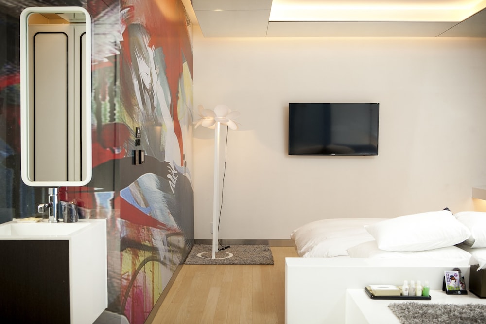 Hotel The Designers Hongdae 46/80