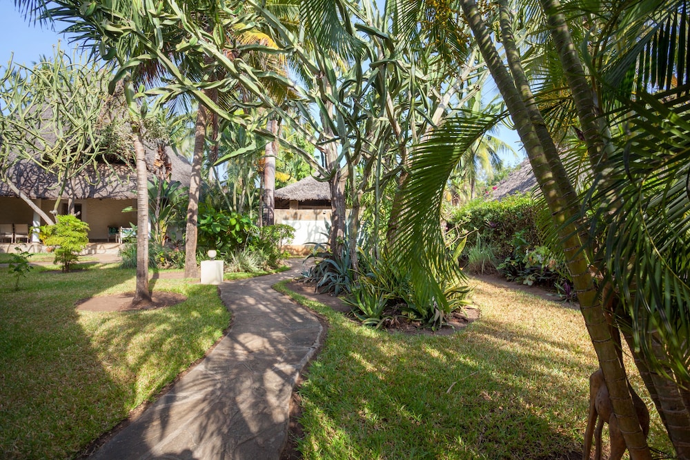 AESTUS VILLAS RESORT 32/50