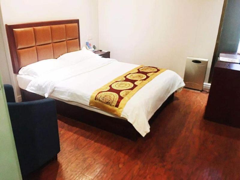 GreenTree Inn Hefei Fanhua Avenue Juece Building Business Hotel photo3