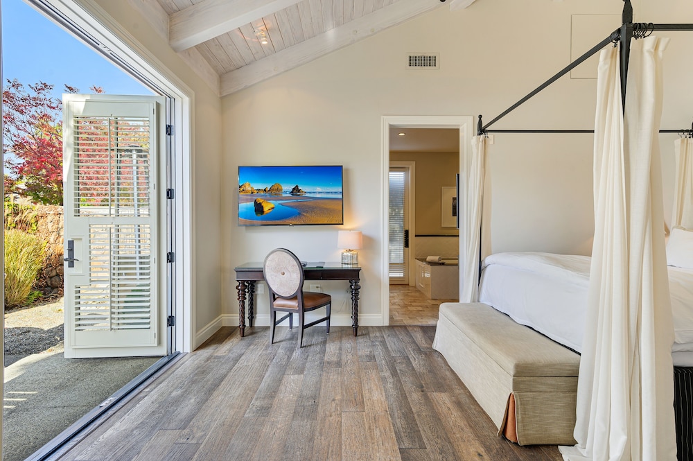 Hotel Yountville 16/69