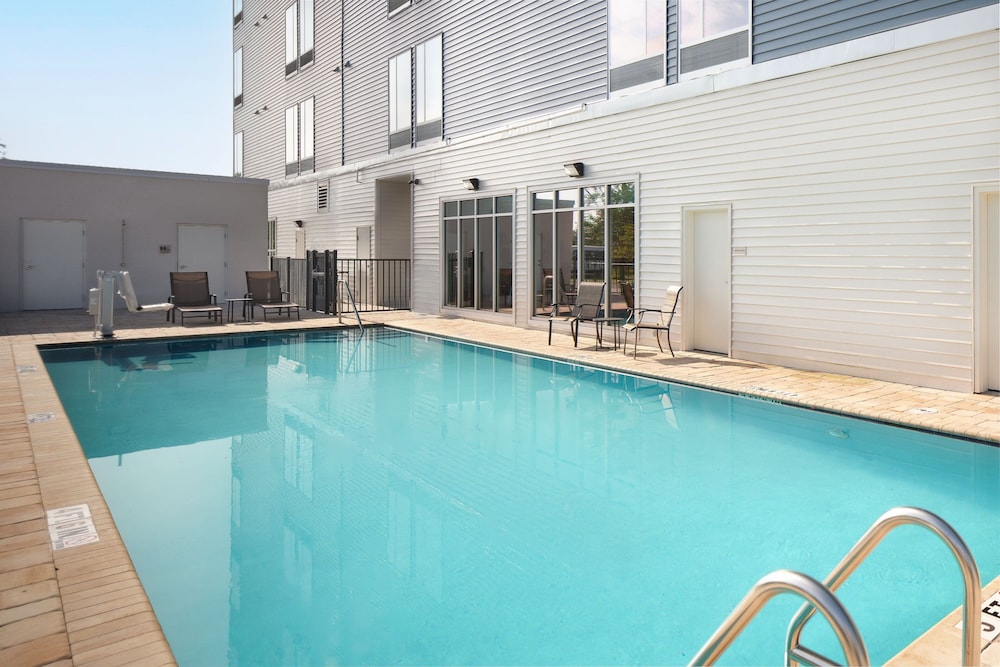 SpringHill Suites Jacksonville Baymeadows 1/28