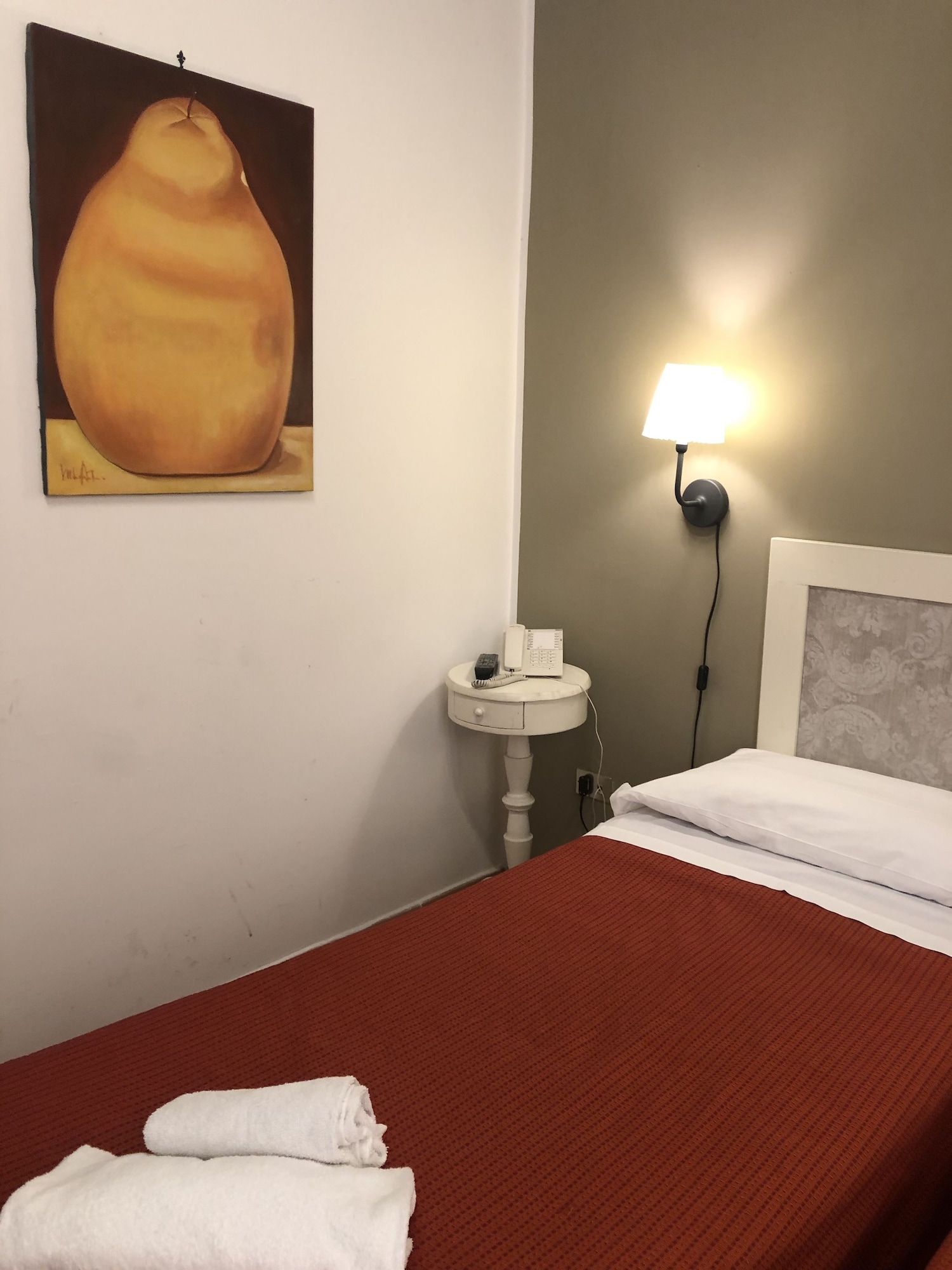 2 Bedrooms, Classic, Apartment, 1 Single and 2 Queen Beds, Hotel Europeo 2/4