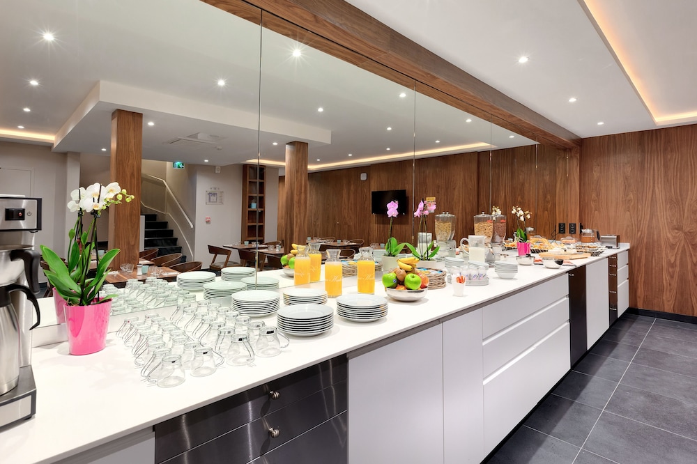 Hotel Le Trente Batignolles 41/48