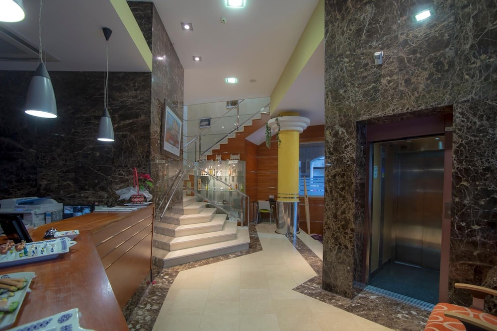 Aparthotel Arenteiro 7/34