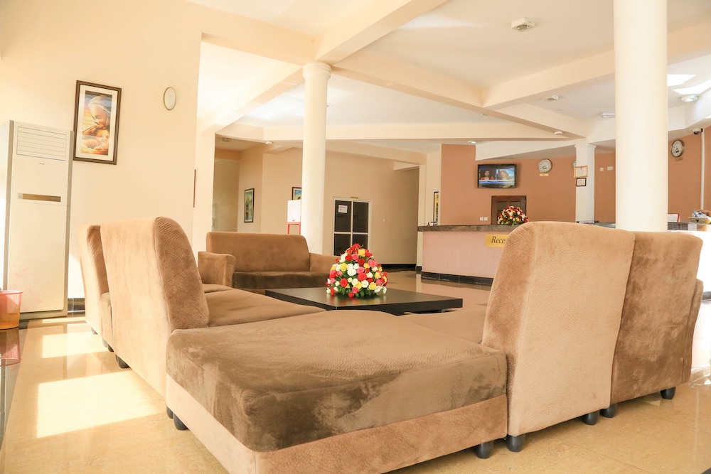 Hotel 7 Seasons Entebbe 45/55