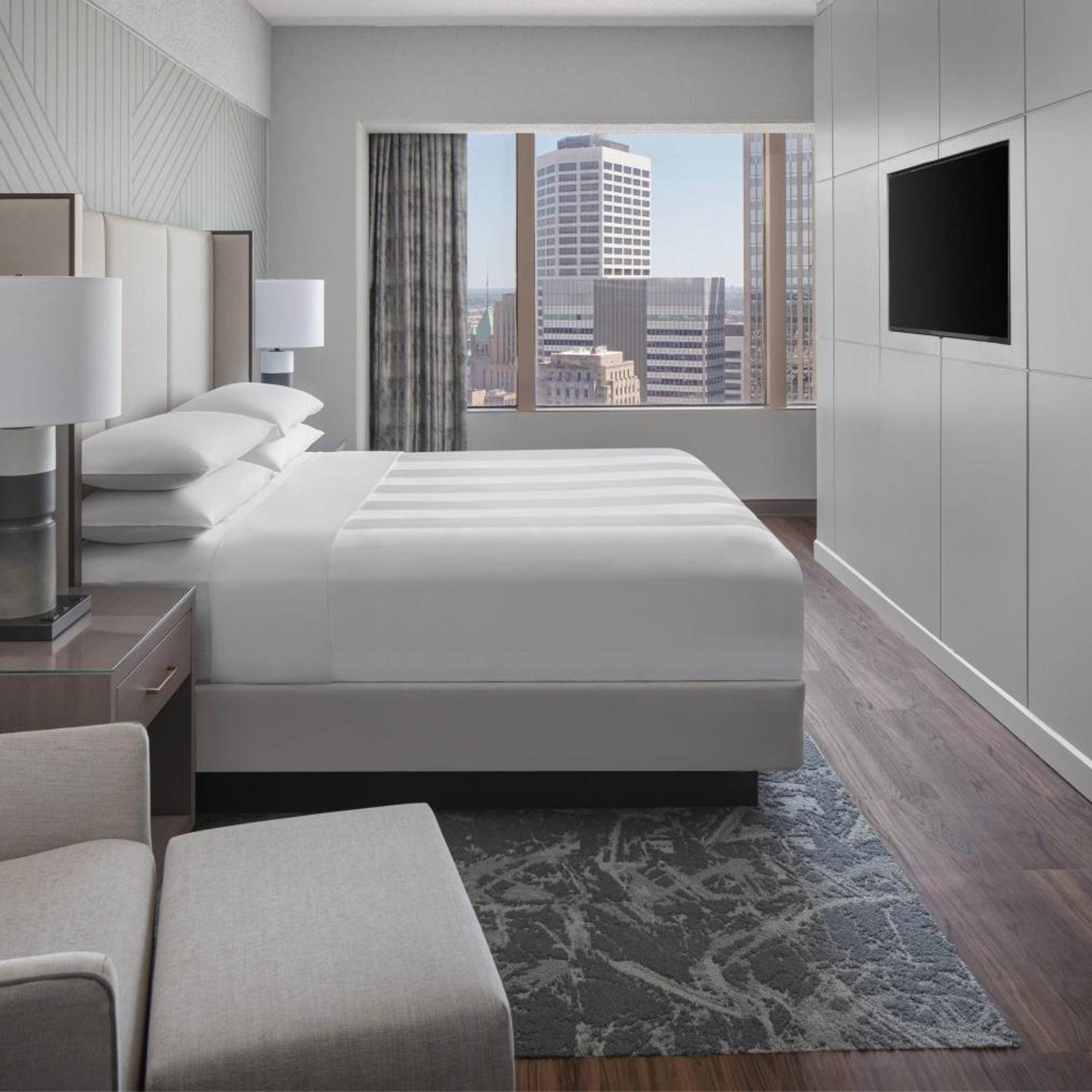 Skyloft, Suite, King Bed, Two Story, Sofa