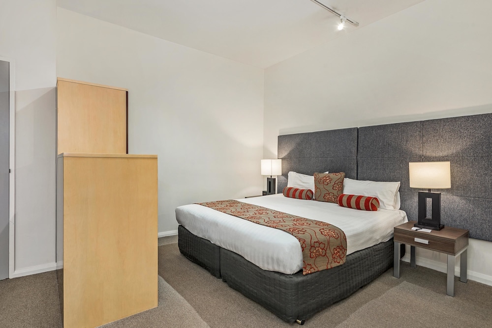 Mantra One Sandy Bay Road Hobart 19/64