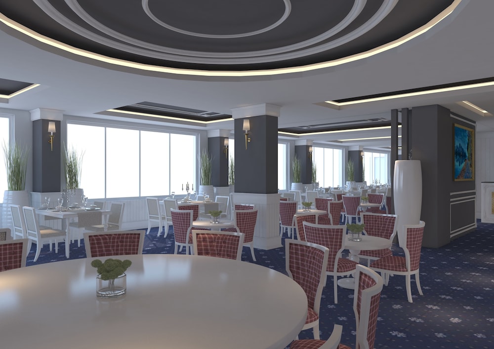 The City Walls Suit Hotel 34/44