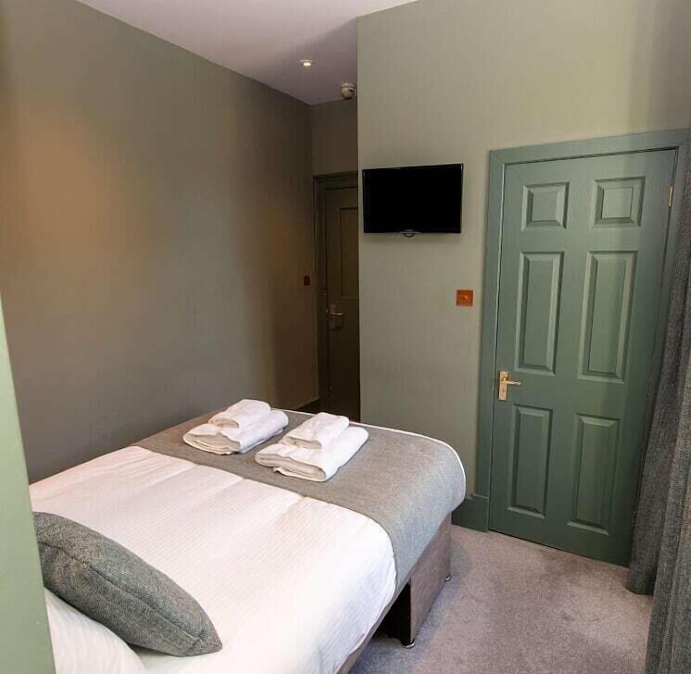 Whisky Vaults Hotel 15/50