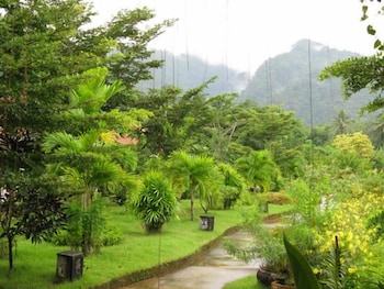 Baanchuengkao Resort Ranong 5/29