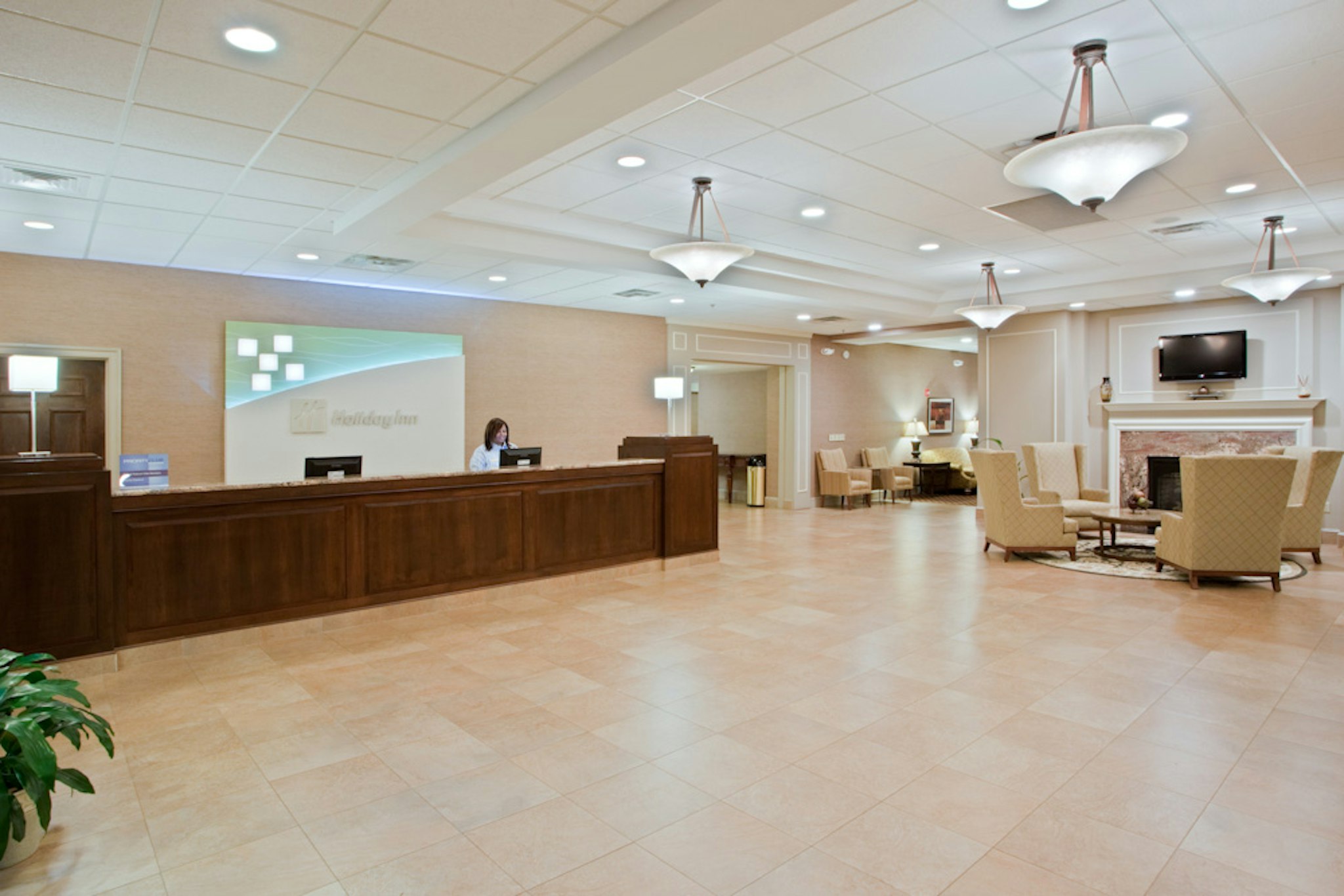 Holiday Inn Charlottesville-Univ Area 7/59