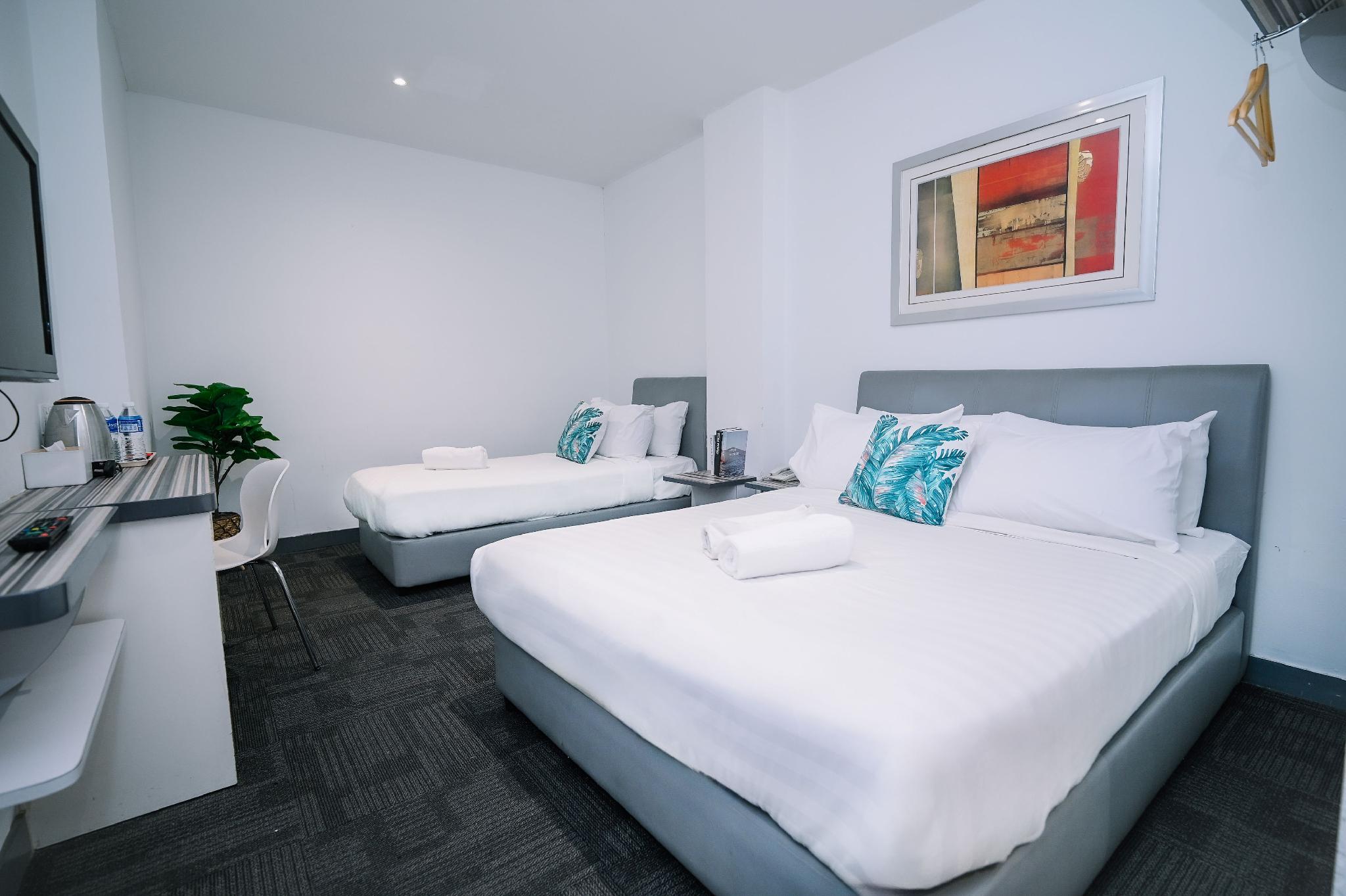 SUPERIOR TRIPLE ROOM