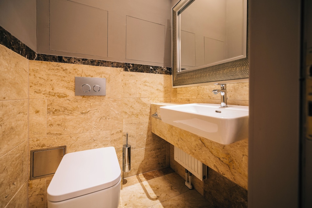 Baltazar Budapest Boutique Hotel 68/70
