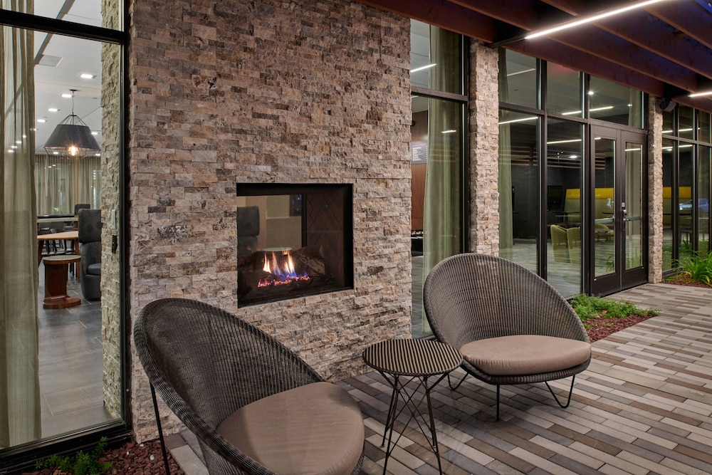 Courtyard Petoskey At Victories Square 31/65
