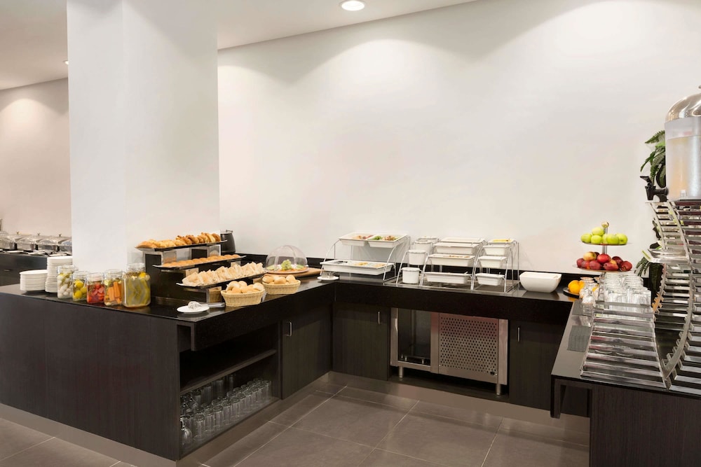 فندق رمادا إنكور الخبر(Ramada Encore by Wyndham Al Khobar Olaya) 30/39