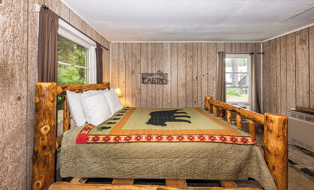 Union Creek Resort 18/50