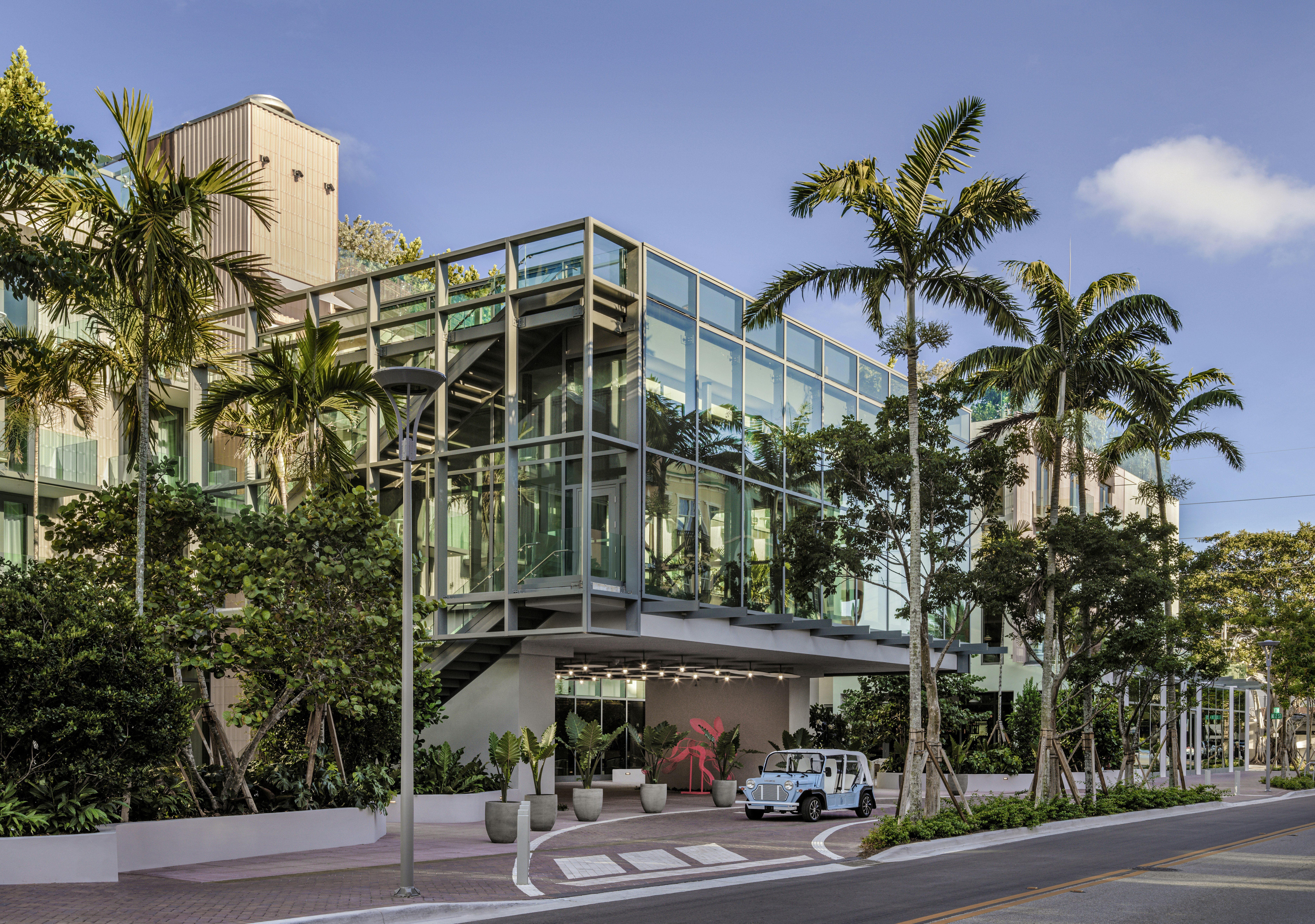 The Ray Hotel Delray Beach, Curio Collection by Hilton 60/62