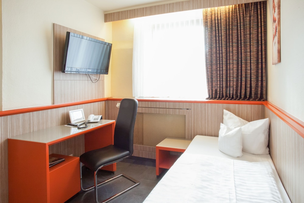 Centro Hotel Ariane 36/58