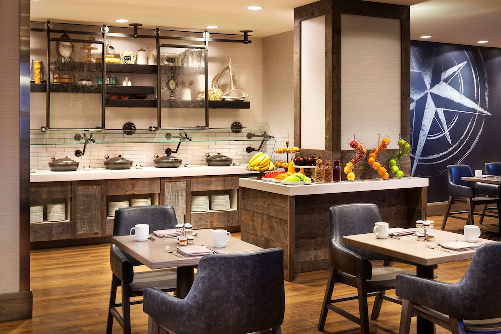 Hyatt At Fishermans Wharf 53/73