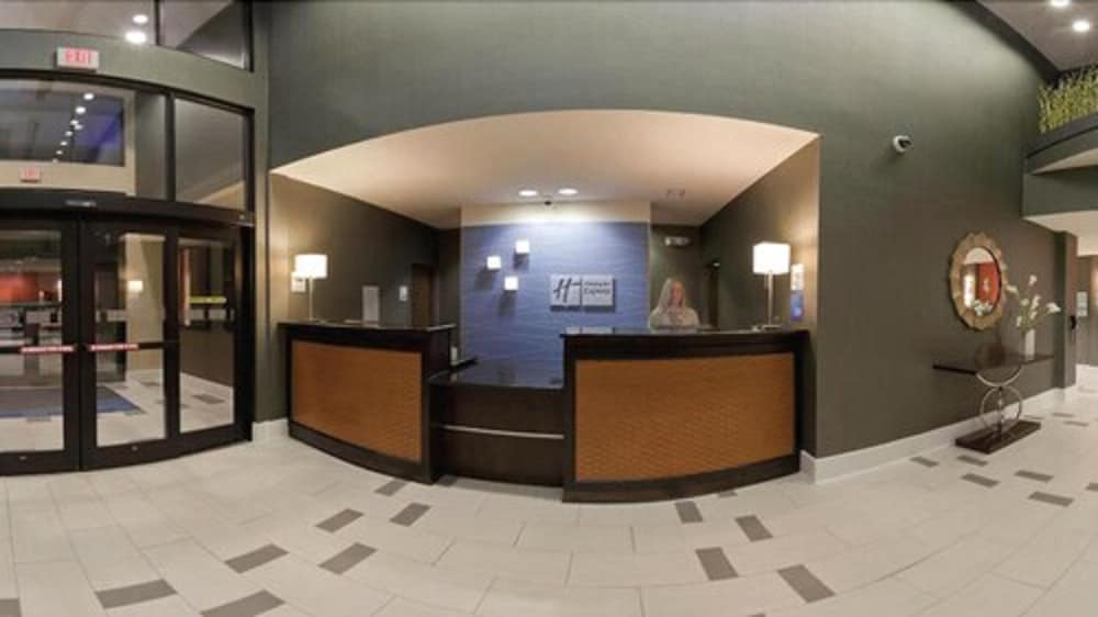 Holiday Inn Express Hotel And Suites Festus South St Louis 8/63