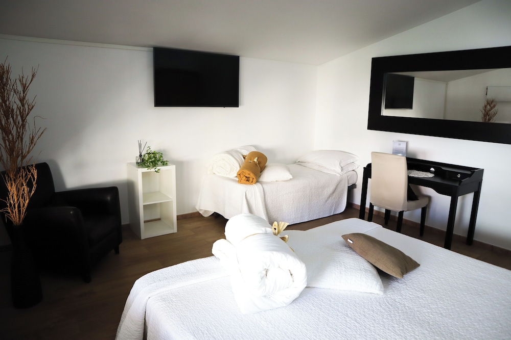 Gardenia Hotel 36/50