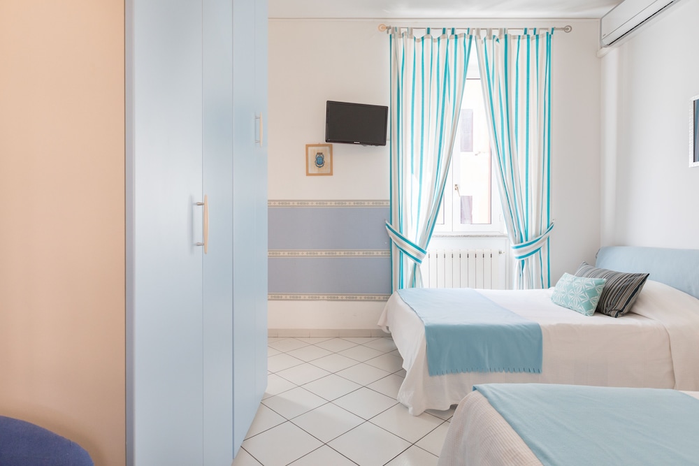 B&B Piazza Fratti 19/69