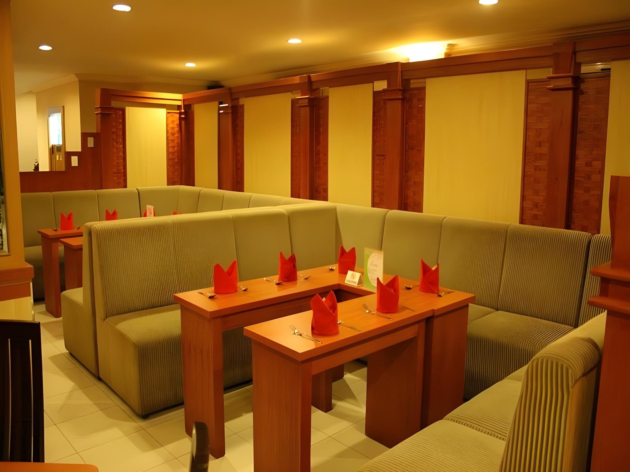 Jelita Hotel 28/42