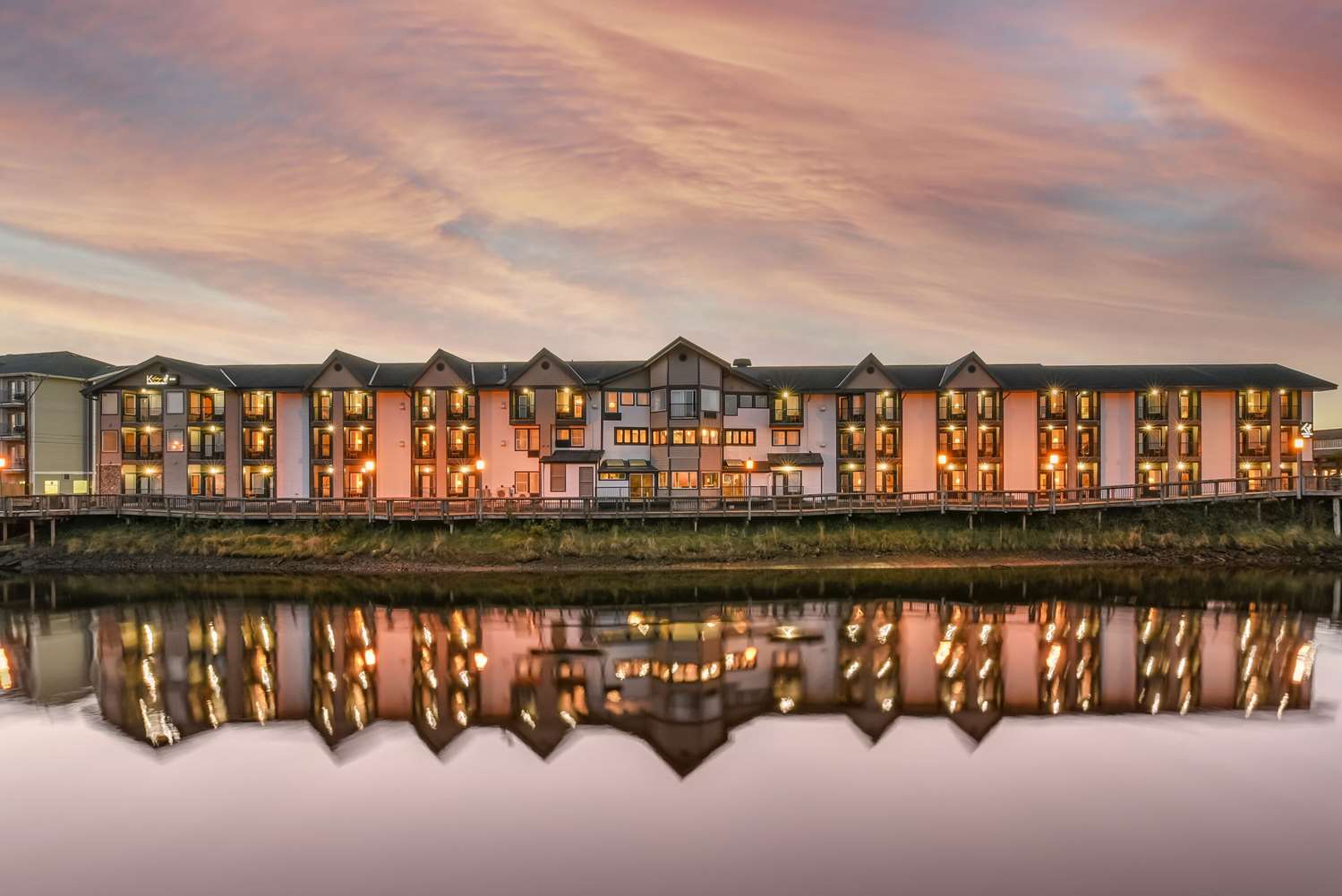 The Kathryn Riverfront Inn Ascend Hotel Collection 19/20