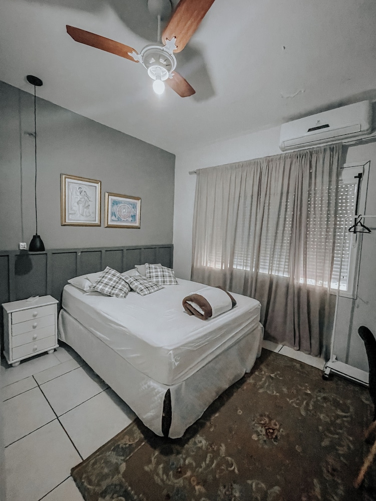 Pup Hostel Sc 5/21