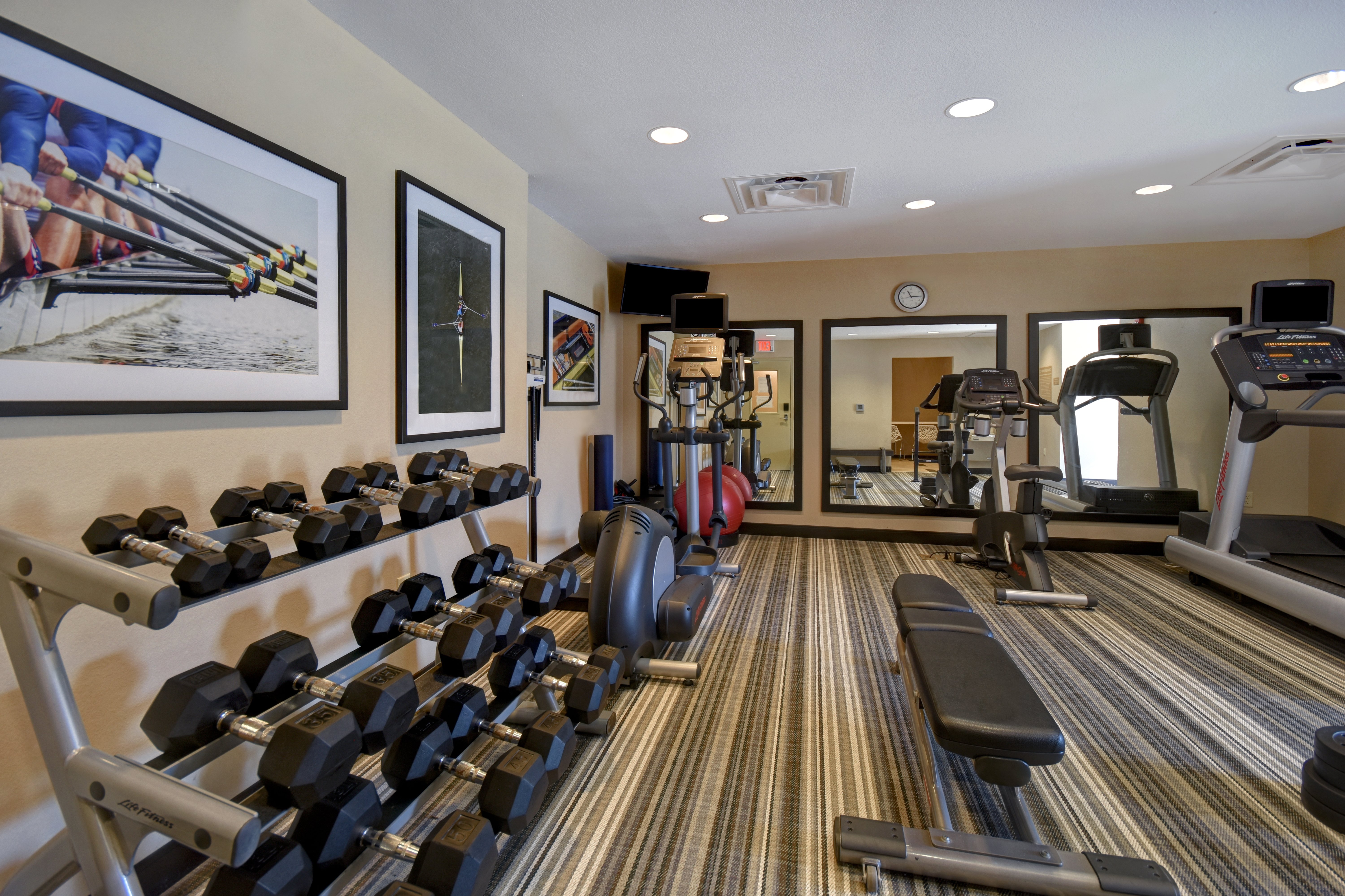 Candlewood Suites St. Clairsville 11/26