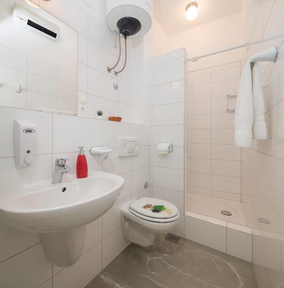Peristil Luxury Rooms 62/67