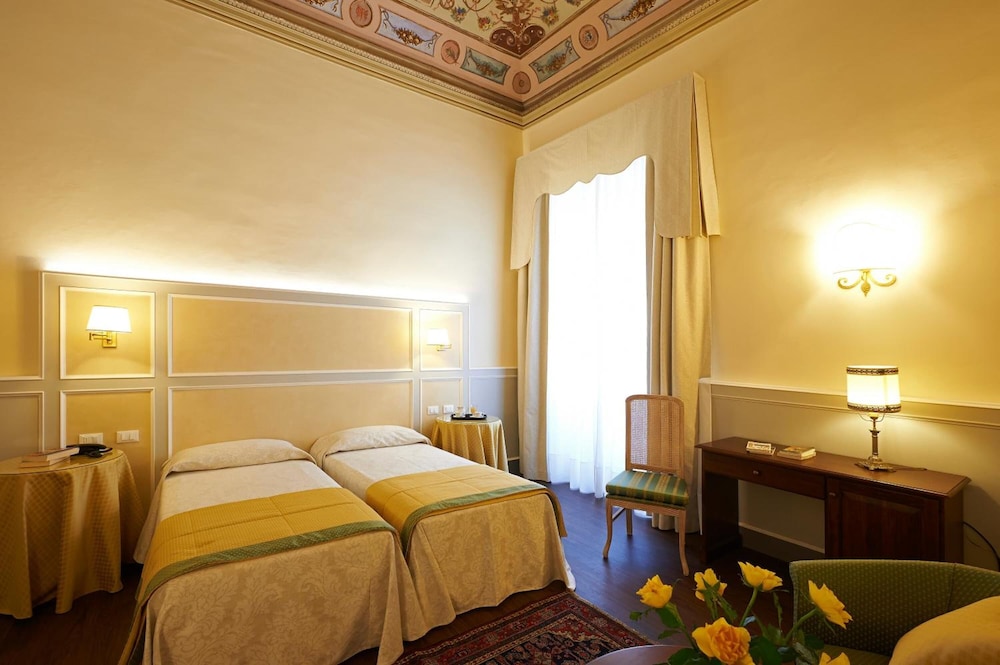 Hotel Firenze Capitale 4/22