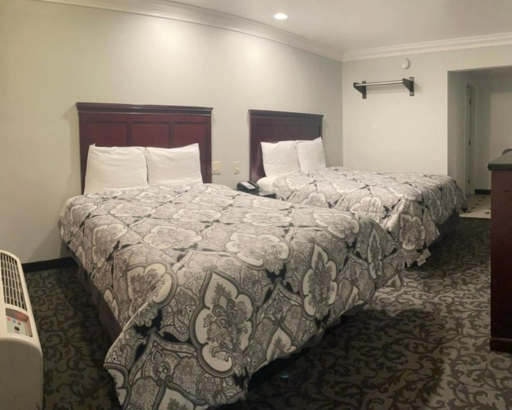 ROOM, 2 QUEEN BEDS