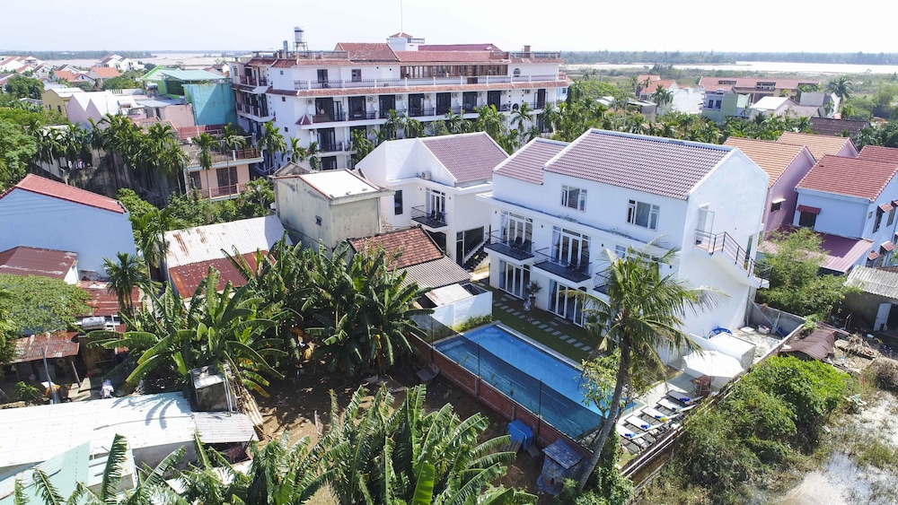 Hoi An Sunny Pool Villa 6/52