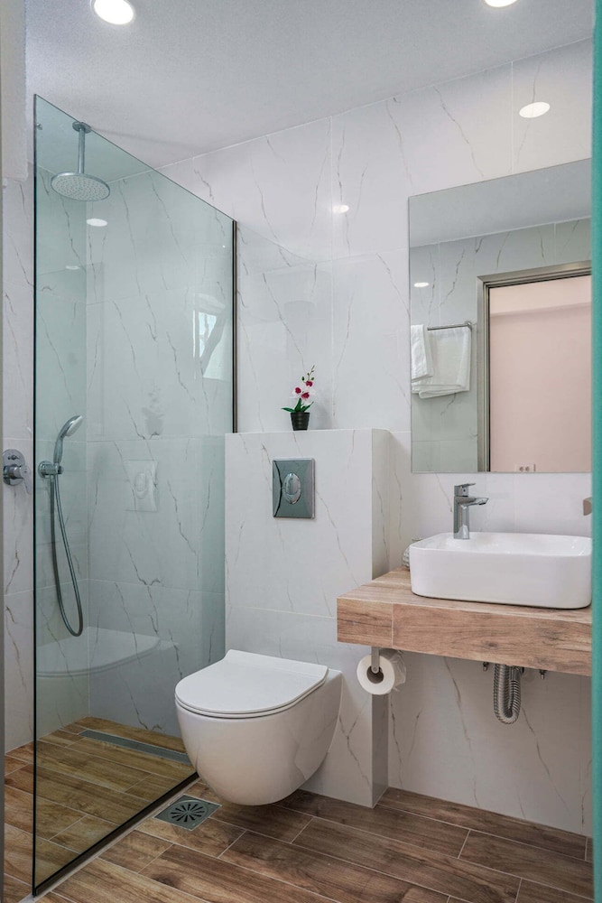 Antonis Apartments 45/50