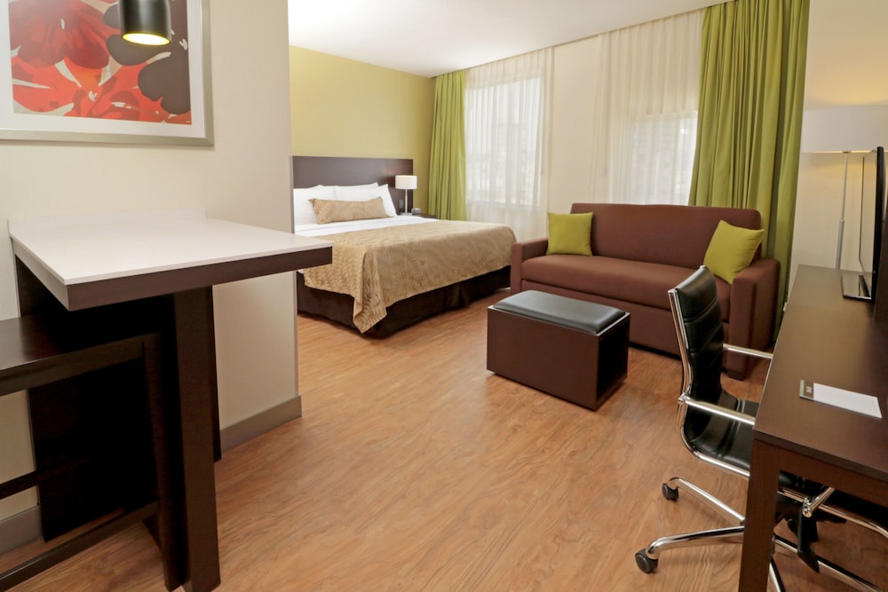 Staybridge Suites San Luis Potosi 63/73