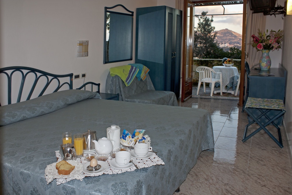 Punta Chiarito Resort 46/67
