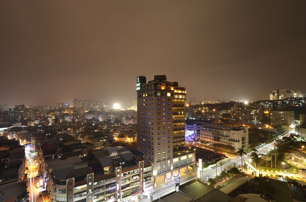 Hotel Regalees 36/43