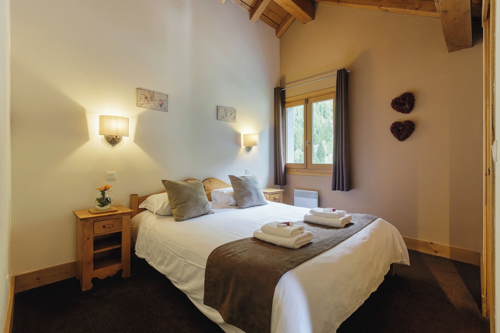 3 Bedrooms, Family, Apartment, Double and Twin Beds, Bunk Bed, 2 Bathrooms، Residence & Spa Vallorcine Mont-Blanc 8/10