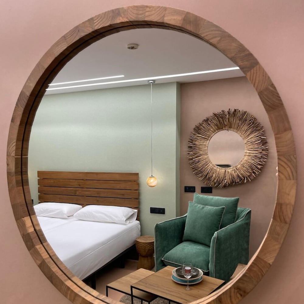 Gran Marina Suites 48/67