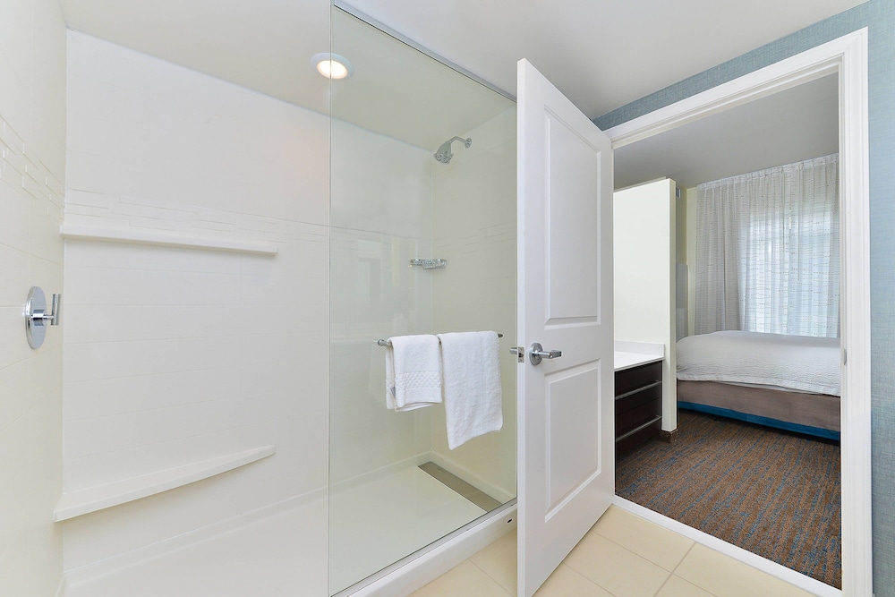 RESIDENCE INN CHAMPAIGN 10/30