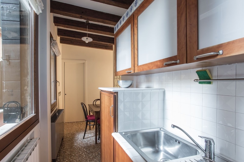Venezia - Calle della Regina 752b 22/23