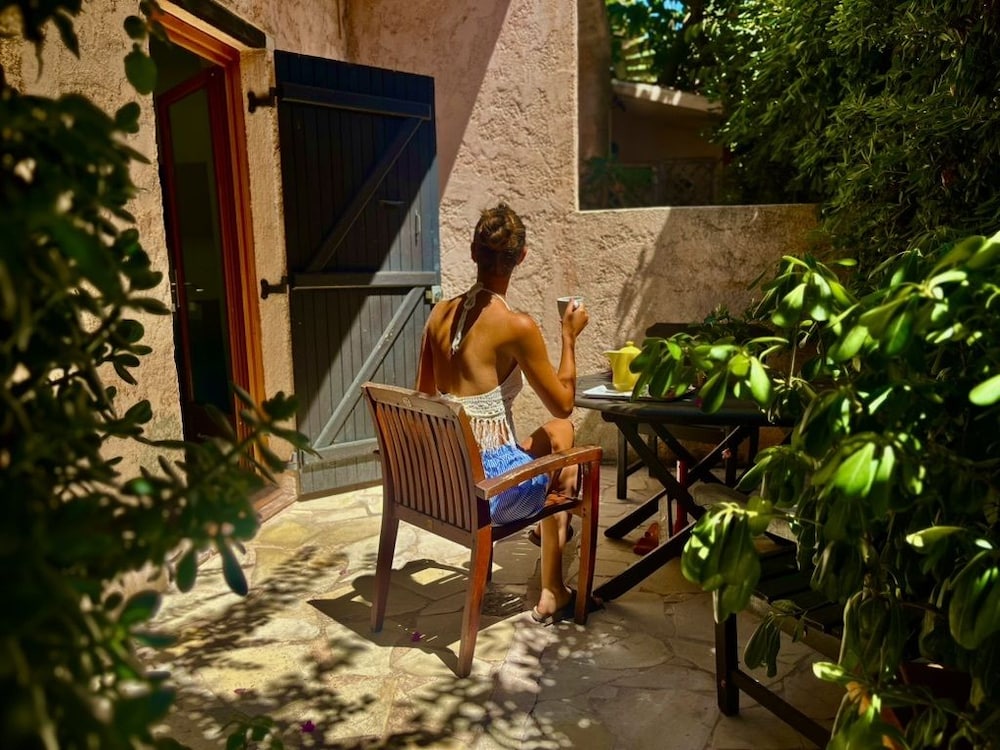 Le Patio 47/49