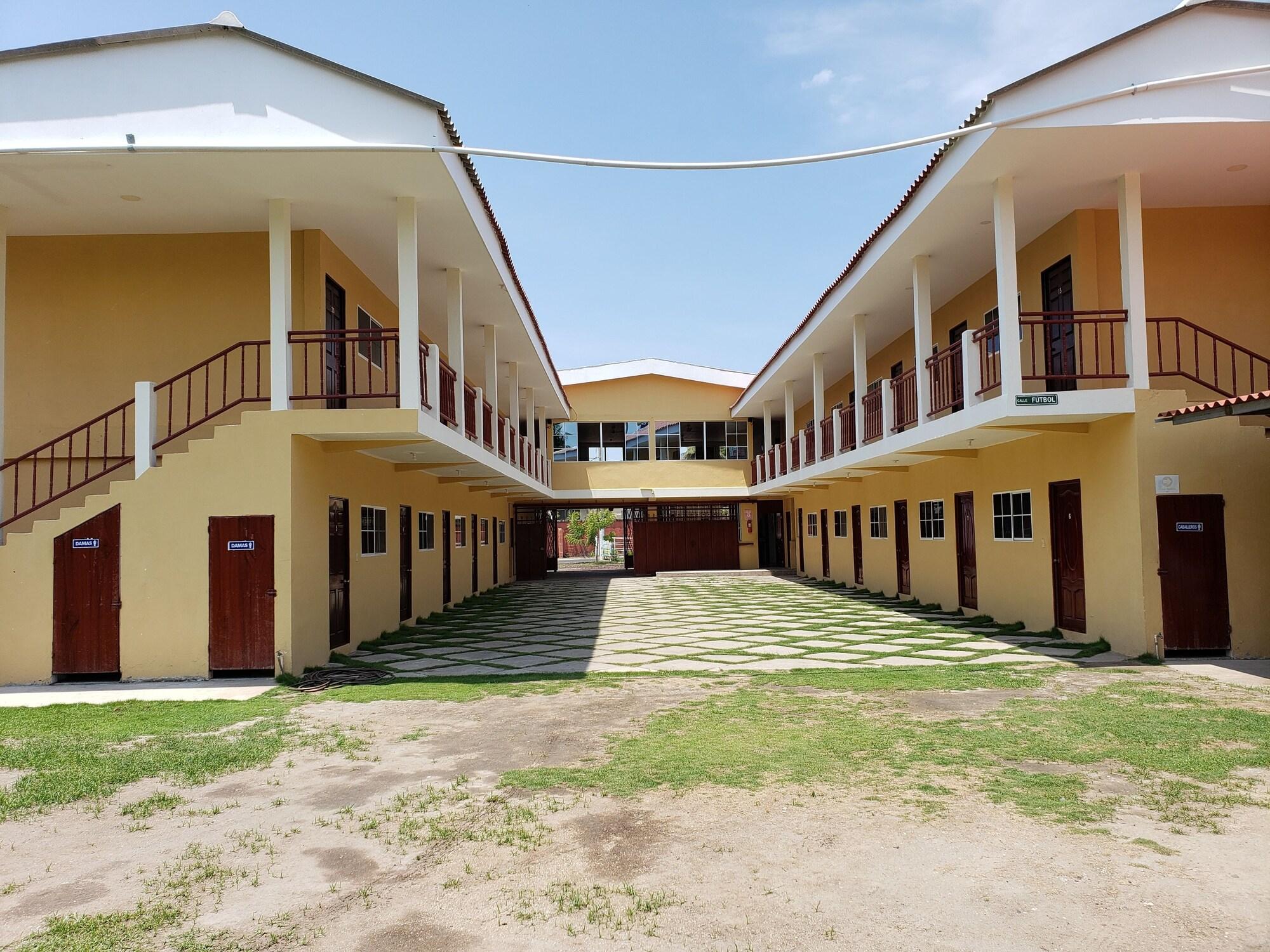 Tortuga Village Hotel 33/40