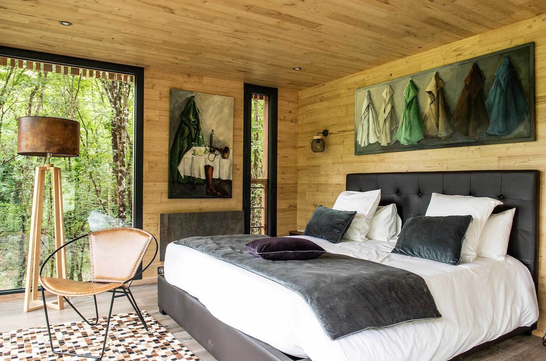 Design, Elizabeth, Suite, King Bed, Hot Tub