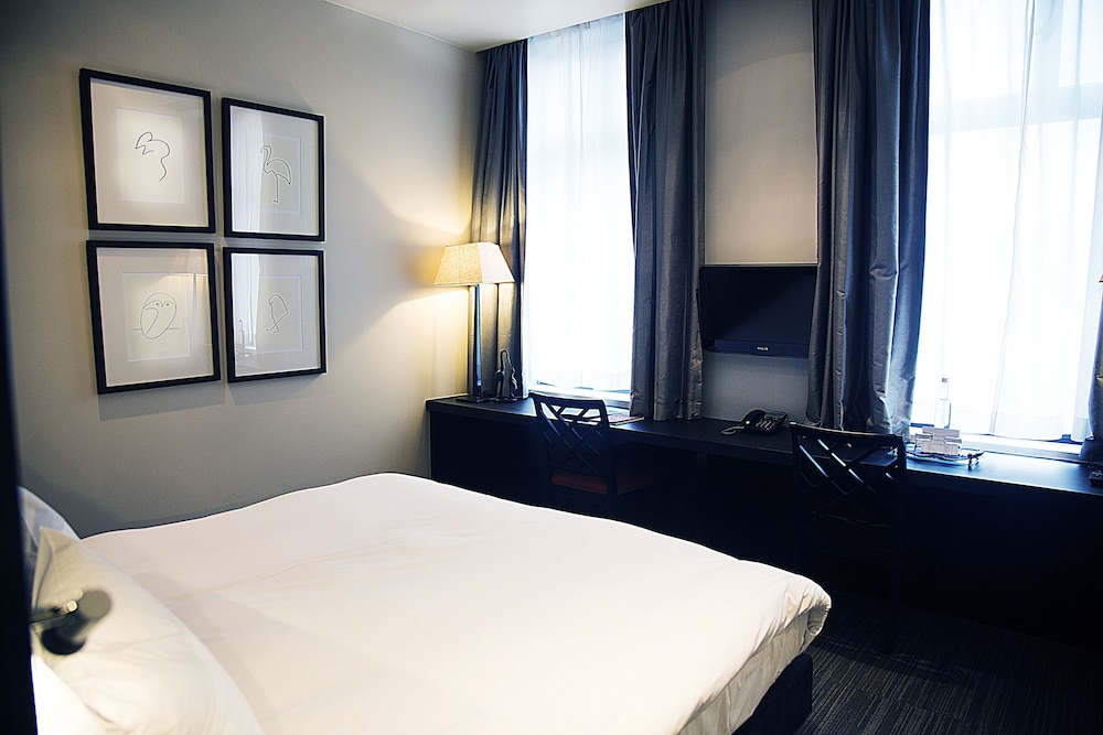 Hotel Les Nuits 18/45