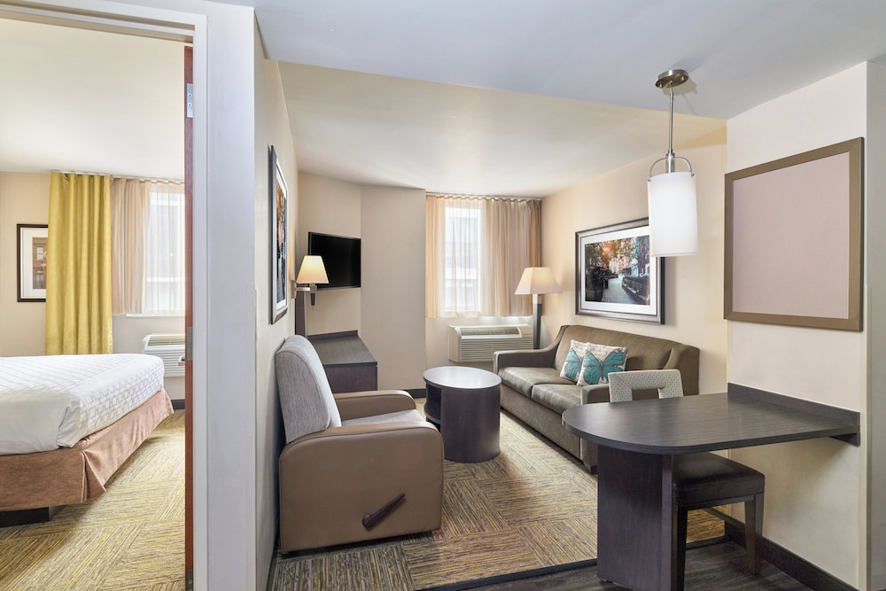 Candlewood Suites New York City- Times Square 31/50