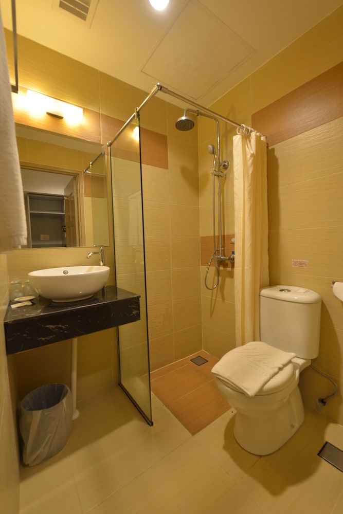 Abell Hotel Kuching 46/50