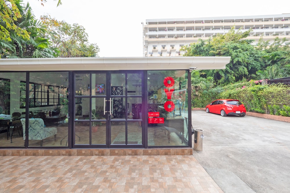 Capital O 75379 Sabai Living Pattaya 45/50